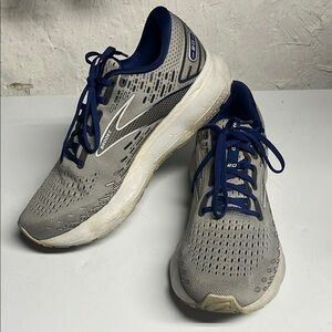 Brooks Gray and Blue Athletic Shoes for Performance